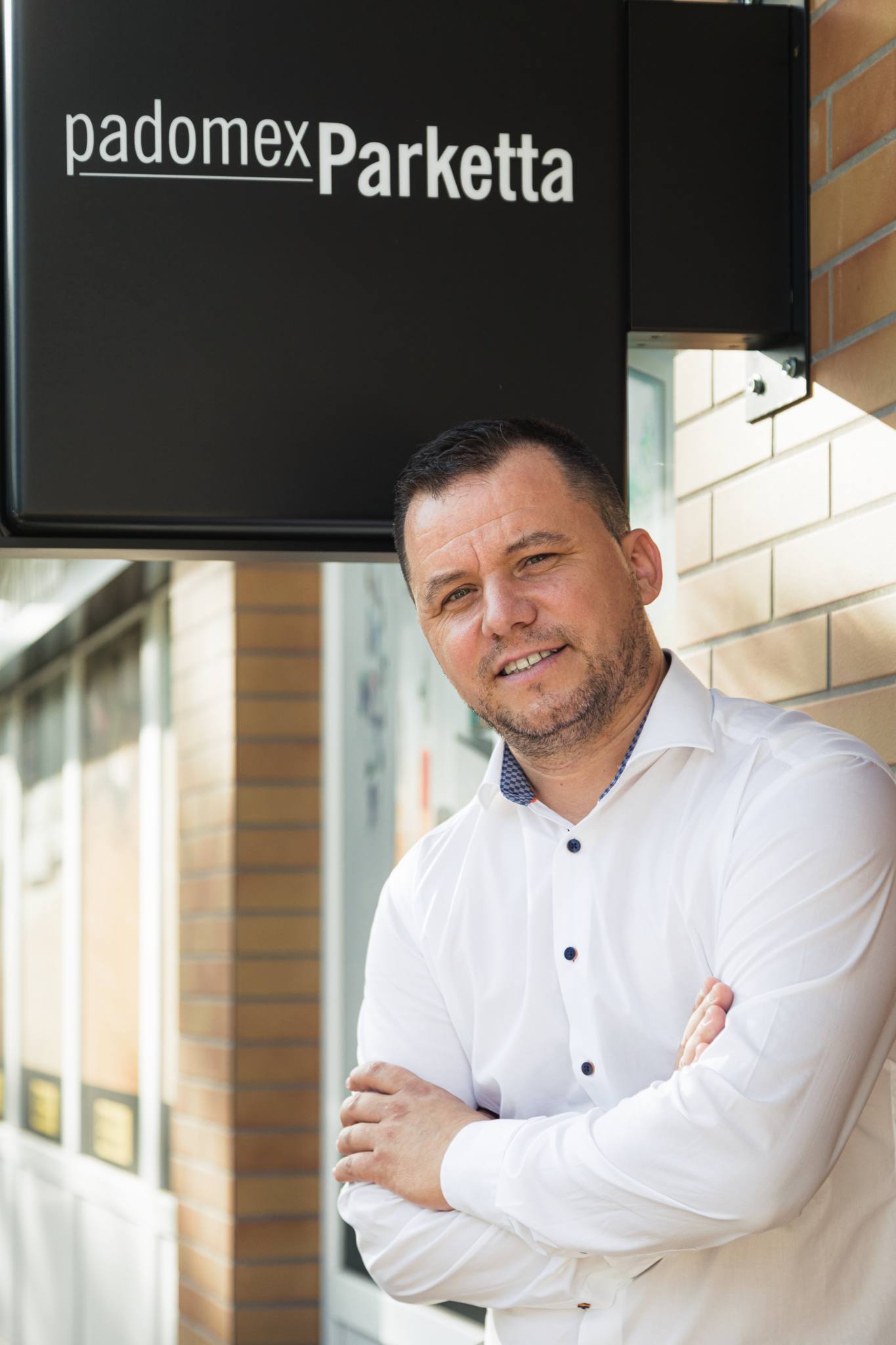 Padomex Parketta képviselő